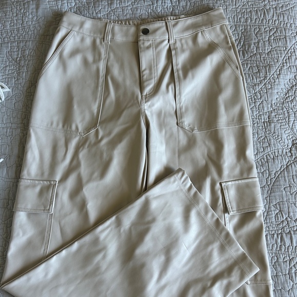NWOT Wild Fable Cargo Pants - Picture 1 of 1